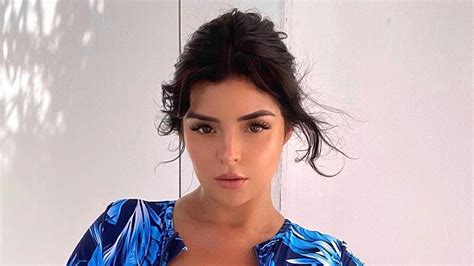 Demi Rose strips off for topless Hollywood